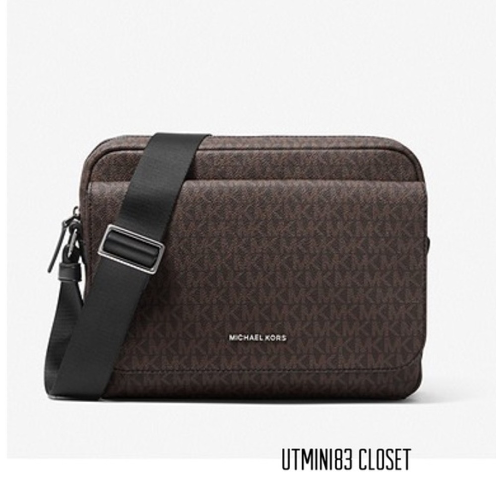 💯NEW🔲Michael Kors Men Cooper Logo Camera Bag/Messenger bag/crossbody bag